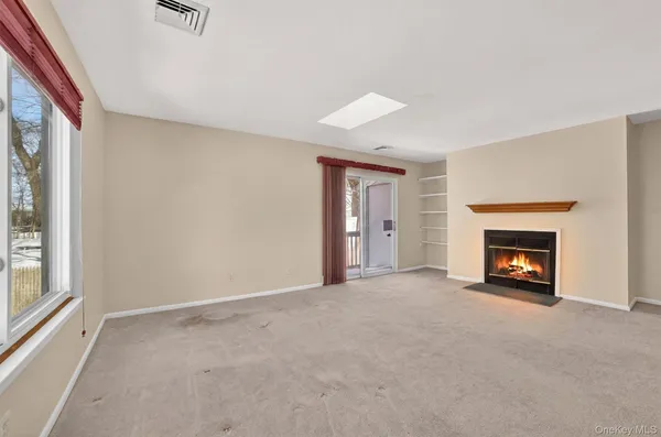 $300,000 | 97 Sunfish Landing, Mohegan Lake, NY 10547