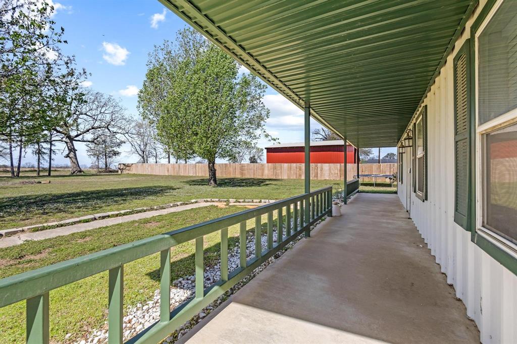 521 County Road Blossom, TX 75416 - Photo 32 of 40