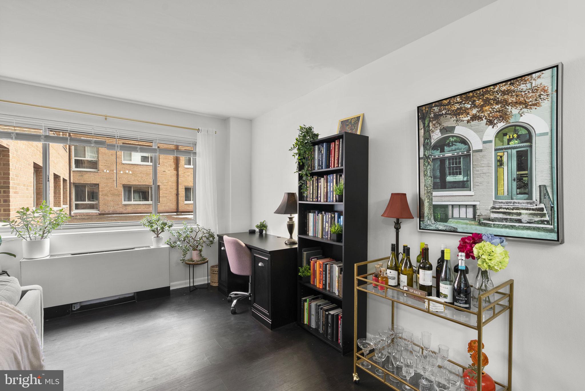 3900 Tunlaw Road Northwest, Unit 101 Washington, DC 20007 - Photo 9 of 28 Spacious enough to have an office area