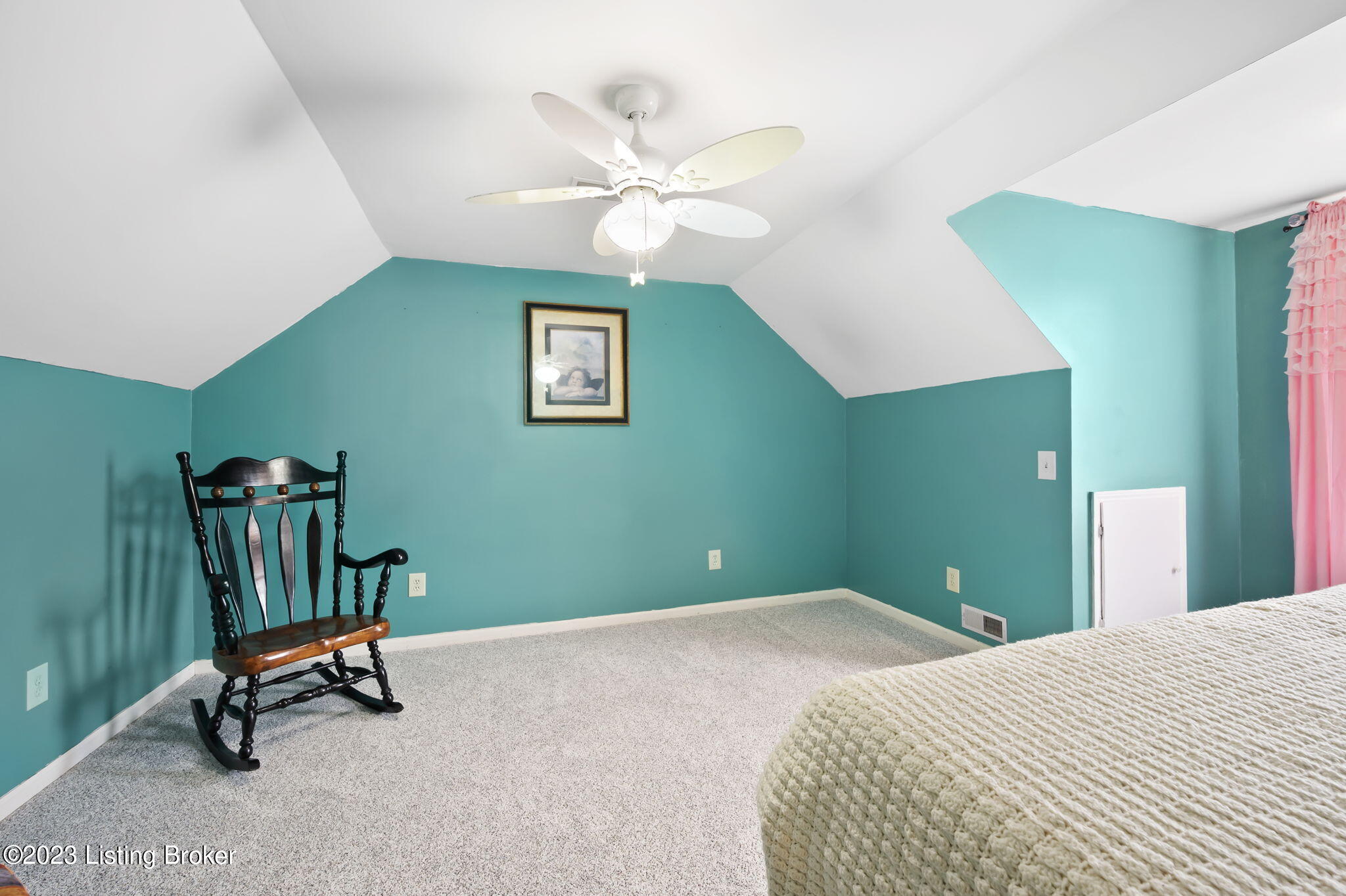 305 Culls Ridge Road Bedford, KY 40006 - Photo 23 of 33 Bedroom 4 (2nd Floor)