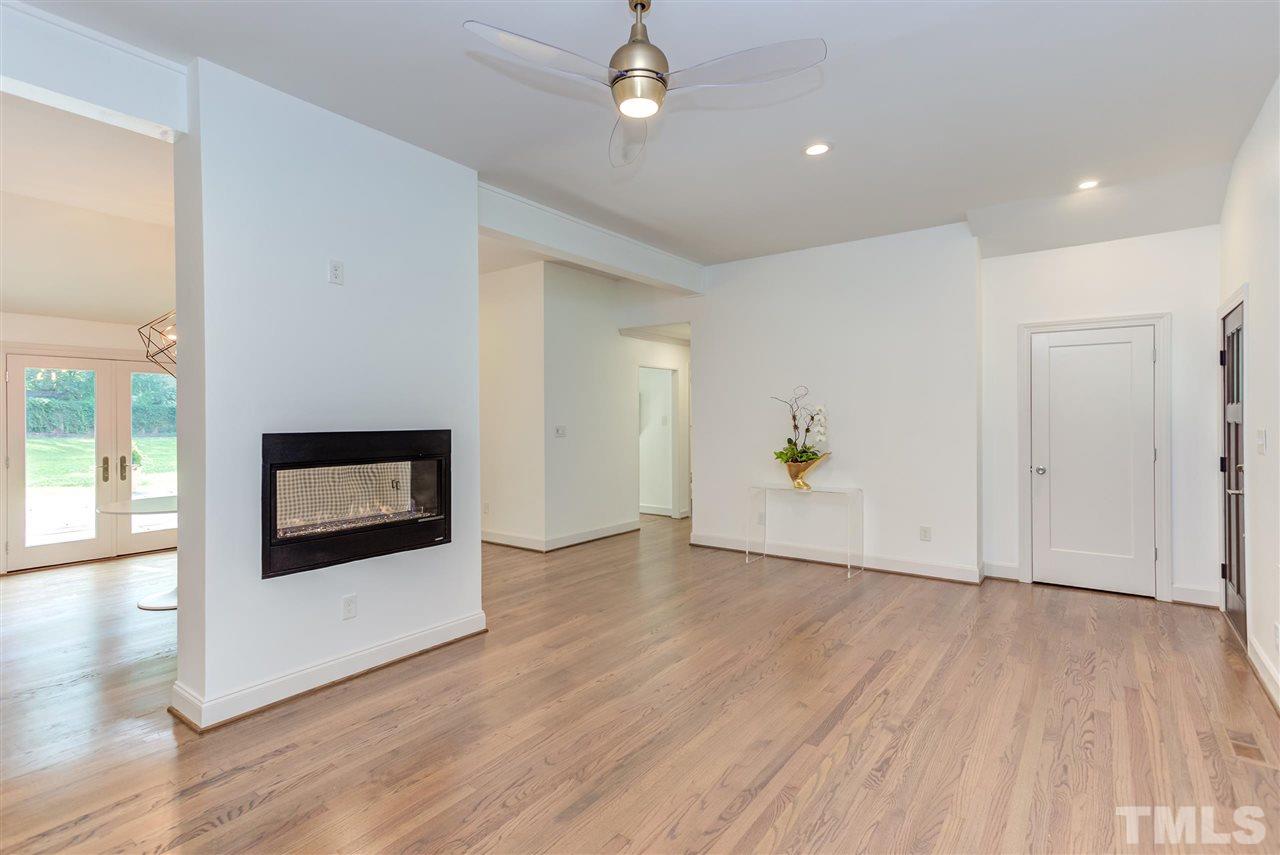 1124 Ivy Lane Raleigh, NC 27609 - Photo 11 of 30 Gallery Image 11