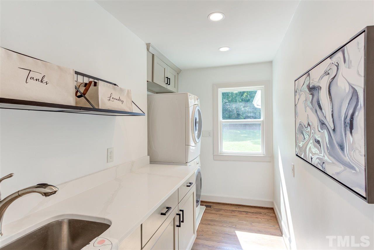 1124 Ivy Lane Raleigh, NC 27609 - Photo 23 of 30 Gallery Image 23