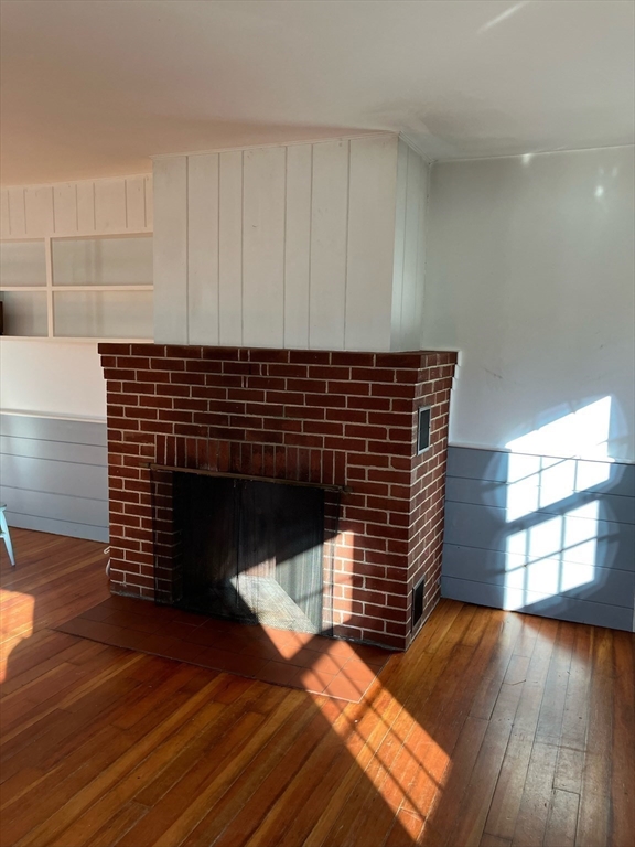 52 Megansett Road Cataumet, MA 02534 - Photo 6 of 12 Gallery Image 6