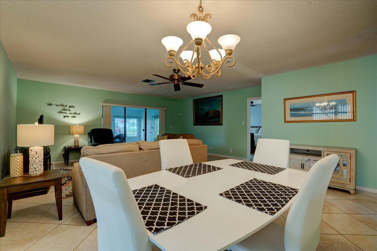 5255 Minto Road Boynton Beach, FL 33472 - Photo 16 of 47 15 Dining Living Rm