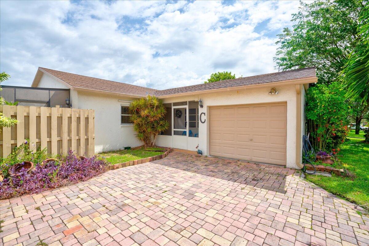 5255 Minto Road Boynton Beach, FL 33472 - Photo 2 of 47 02 One Car Garage