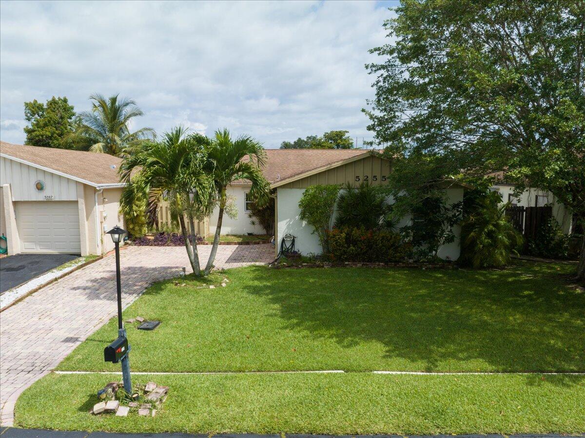5255 Minto Road Boynton Beach, FL 33472 - Photo 3 of 47 03 Exterior Front