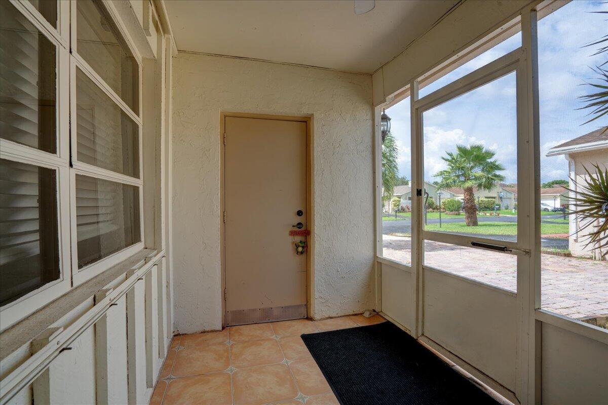 5255 Minto Road Boynton Beach, FL 33472 - Photo 8 of 47 07 Side Garage Entrance