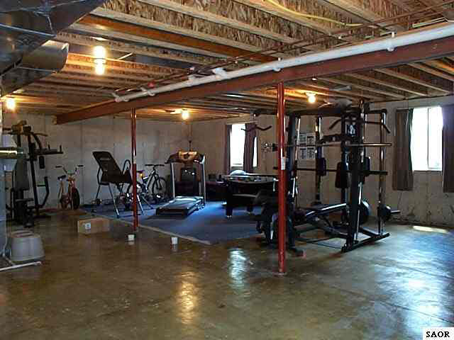 580 East Tyrrell Road Bancroft, MI 48414 - Photo 8 of 9 46428-7.JPG