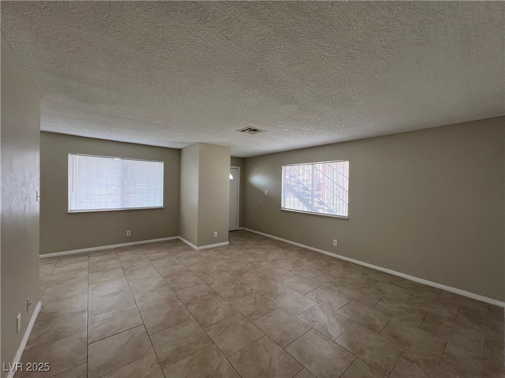 6941 Appleton Drive, Unit A Las Vegas, NV 89156 - Photo 11 of 21