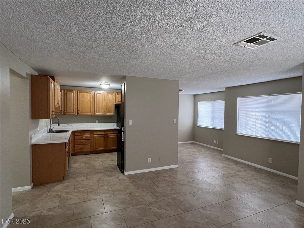 6941 Appleton Drive, Unit A Las Vegas, NV 89156 - Photo 7 of 21
