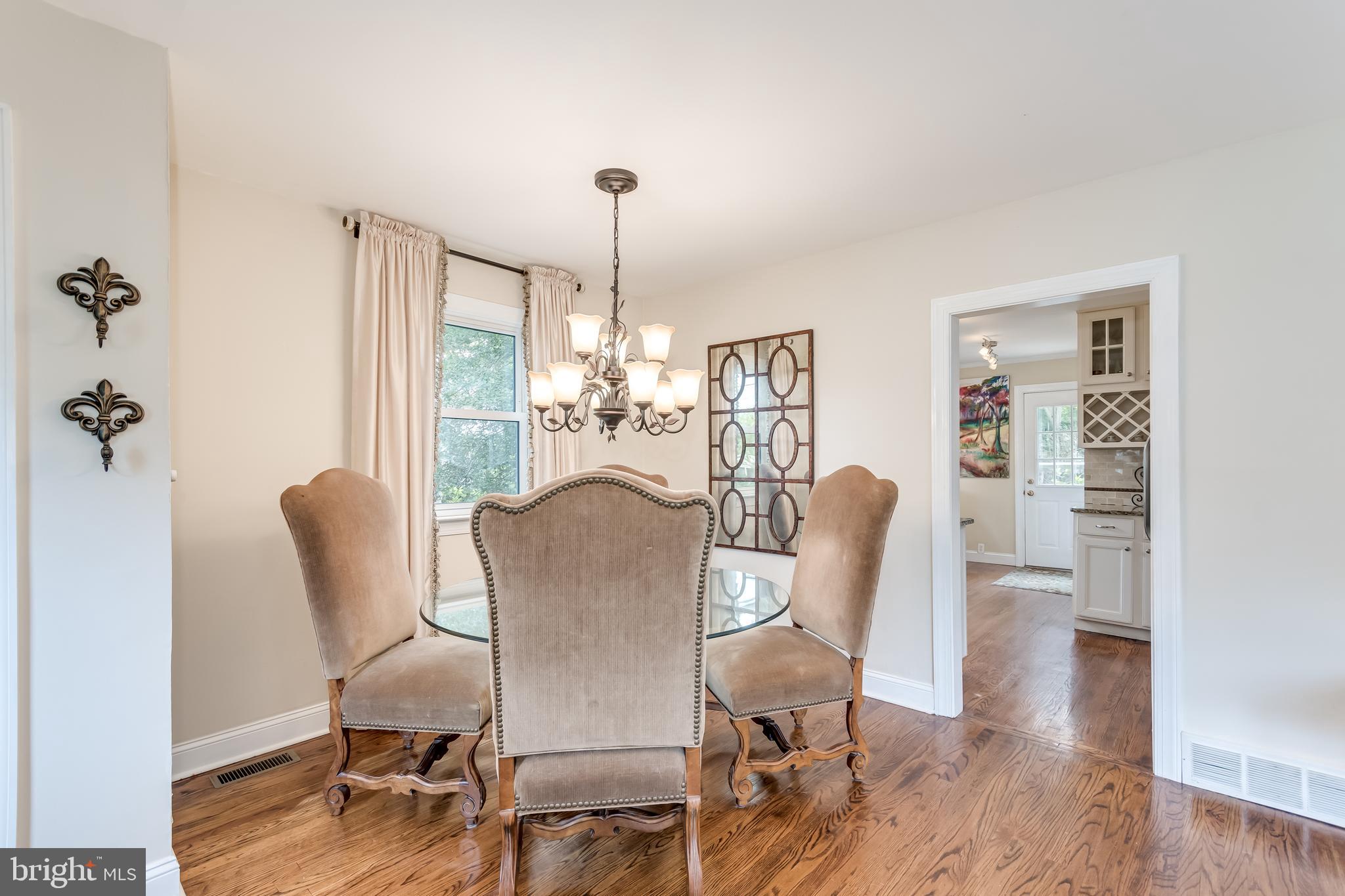 523 Wayne Avenue Pitman, NJ 08071 - Photo 14 of 32 Dinning Area