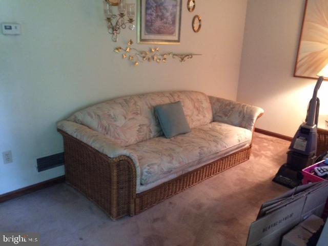 6 Hallmark Drive Lititz, PA 17543 - Photo 2 of 9