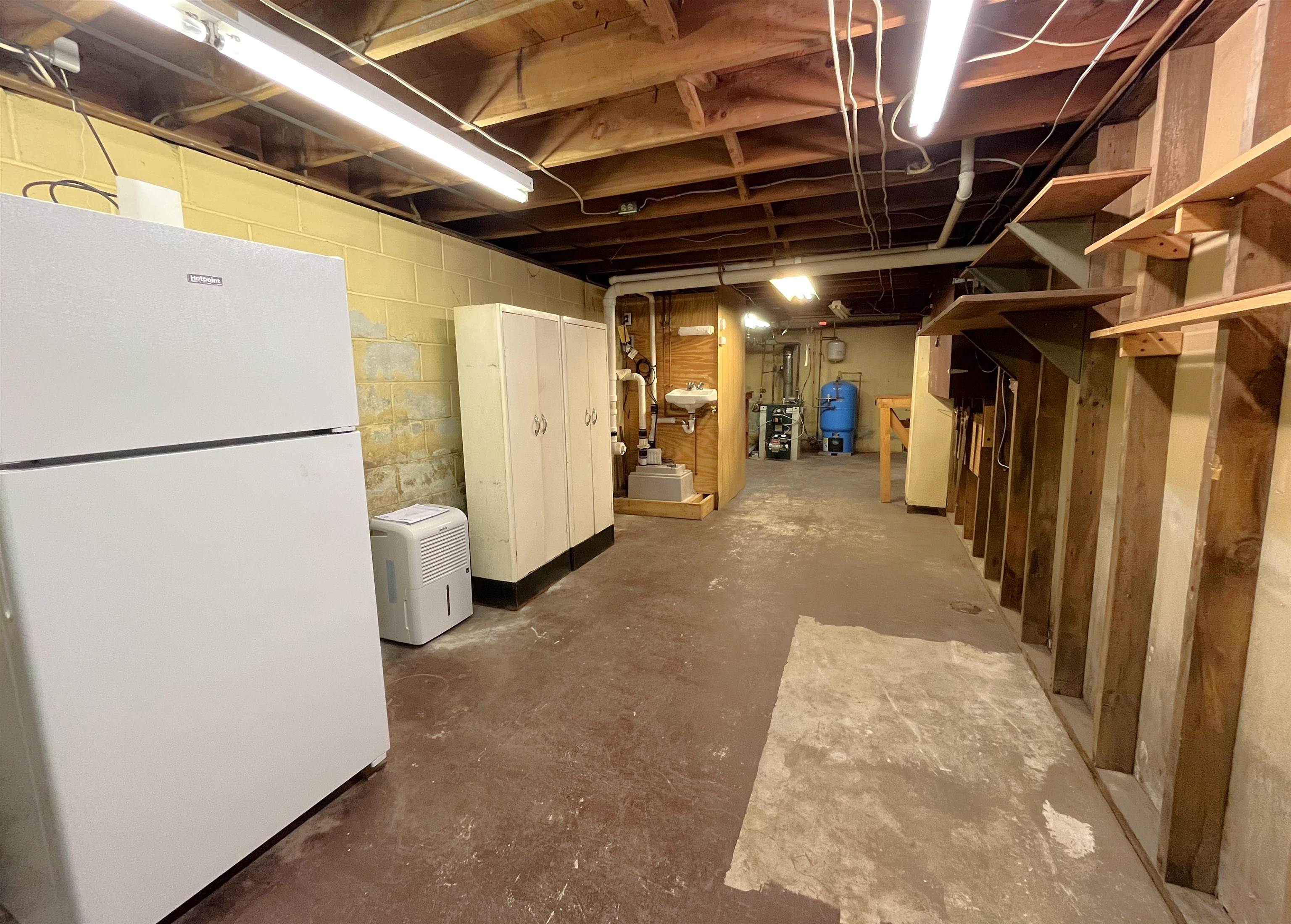 313 Beech Street Bennington, VT 05201 - Photo 15 of 40