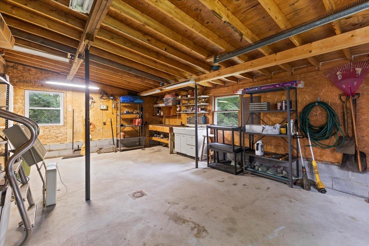 313 Beech Street Bennington, VT 05201 - Photo 25 of 40