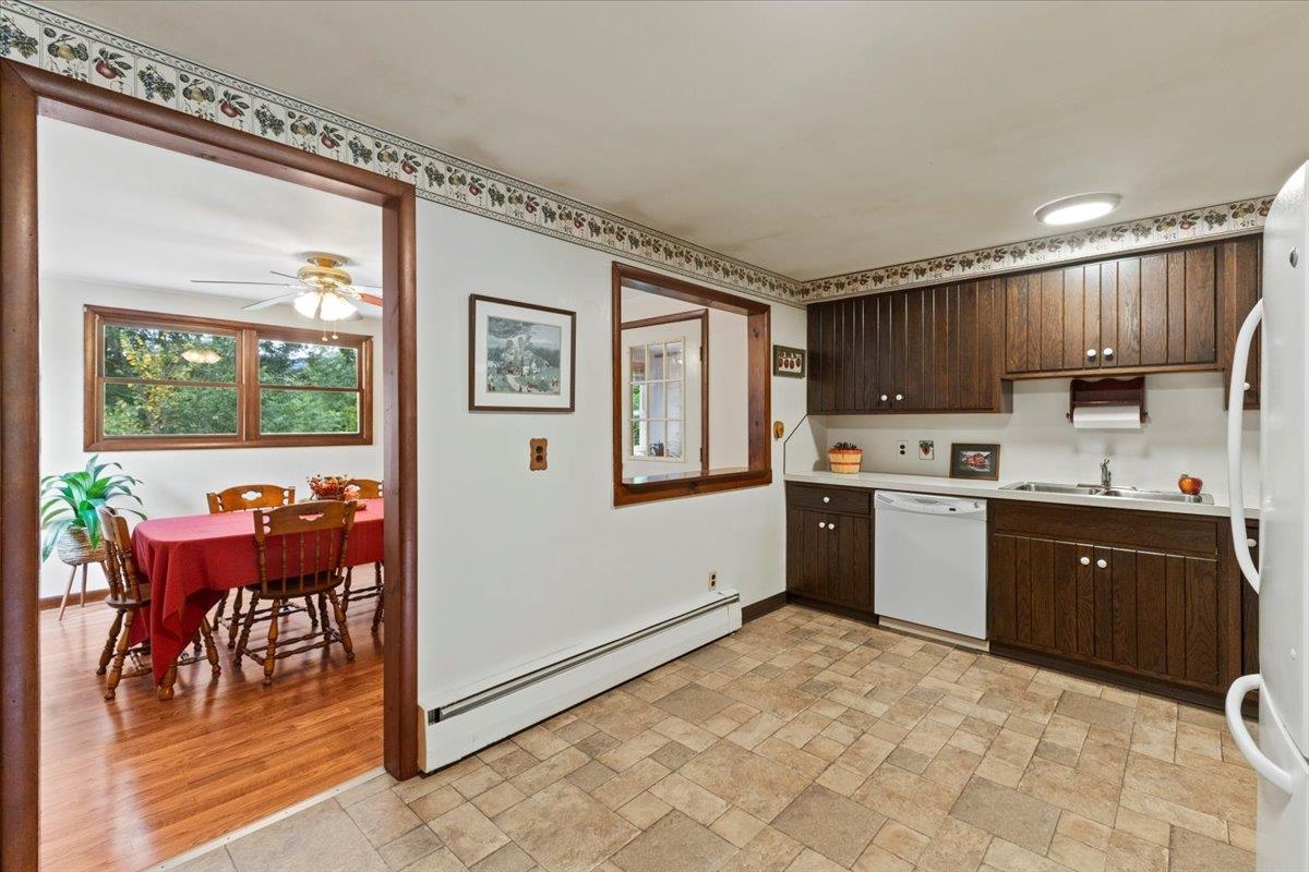 313 Beech Street Bennington, VT 05201 - Photo 38 of 40