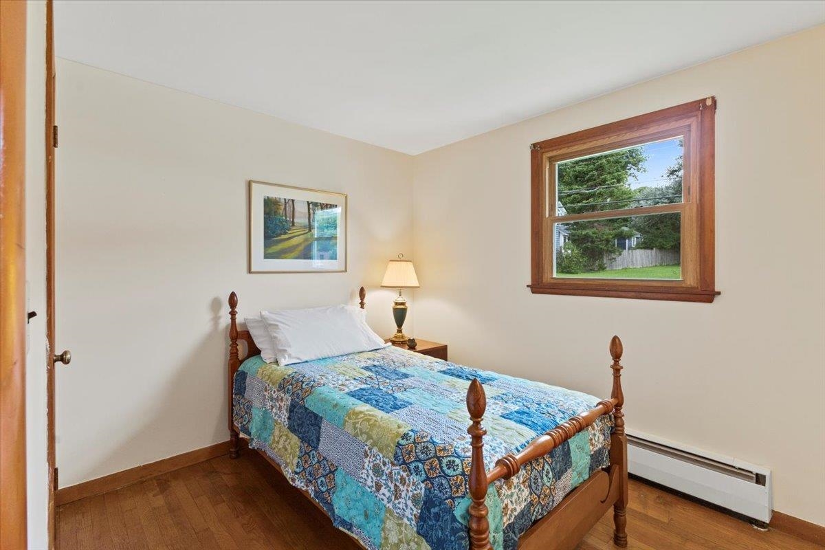 313 Beech Street Bennington, VT 05201 - Photo 4 of 40