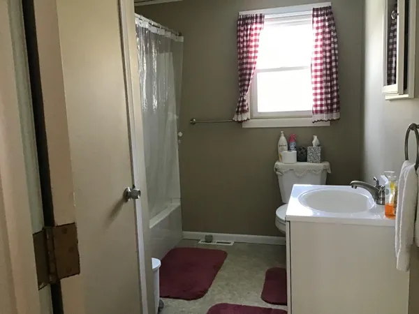 $255,000 | 286 108th Avenue, Plainwell, MI 49080