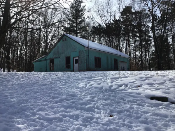 $255,000 | 286 108th Avenue, Plainwell, MI 49080