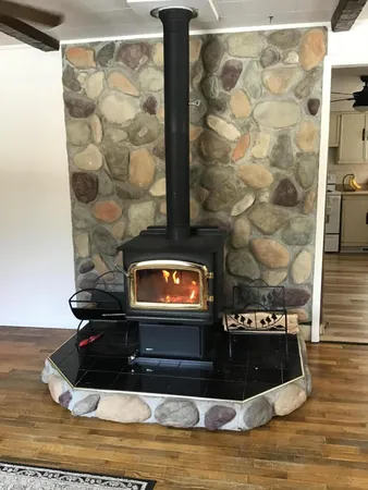 $255,000 | 286 108th Avenue, Plainwell, MI 49080