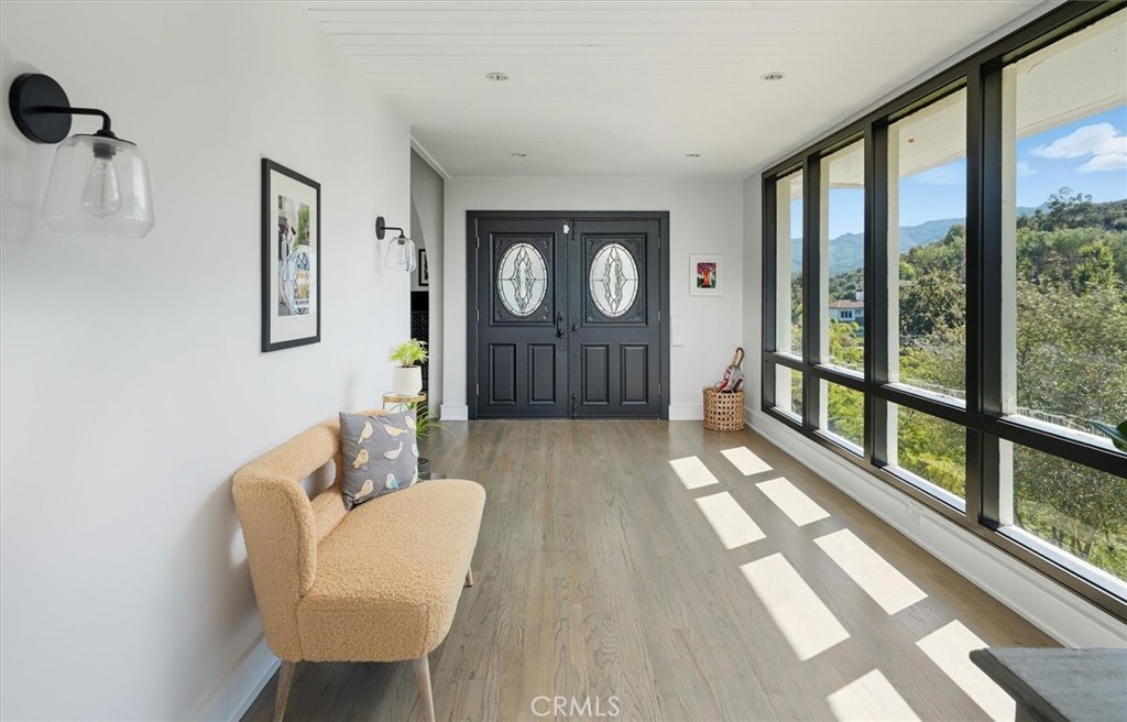 28933 Wagon Road Agoura Hills, CA 91301 - Photo 11 of 73 Front Porch