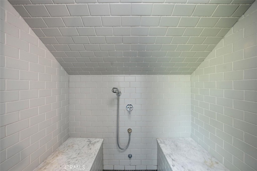 28933 Wagon Road Agoura Hills, CA 91301 - Photo 38 of 73 Primary Bath