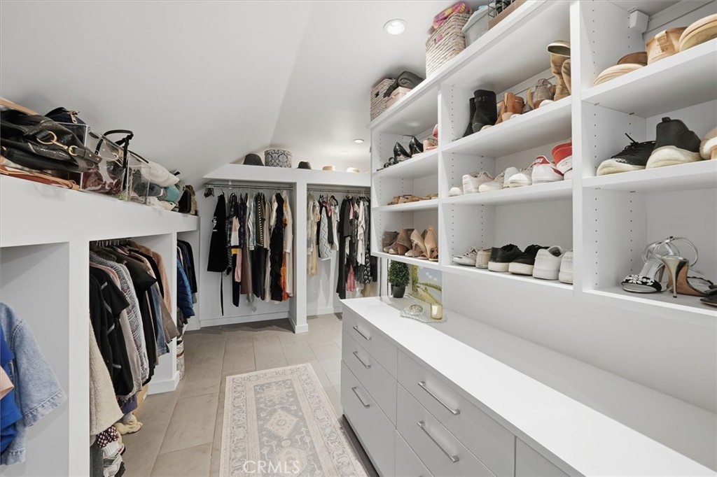 28933 Wagon Road Agoura Hills, CA 91301 - Photo 40 of 73 Primary Walk-In Closet