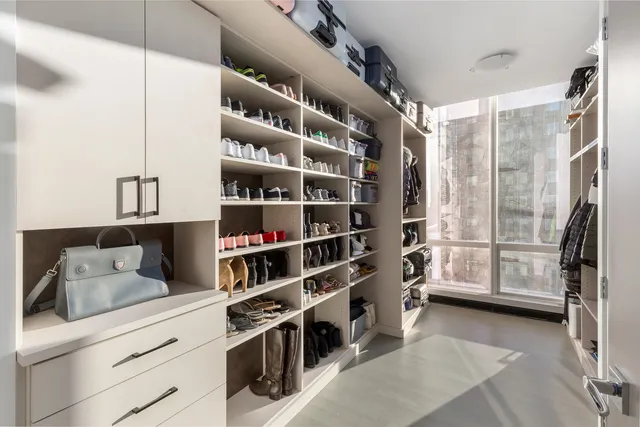 $27,000,000 | 157 West 57th Street, Unit 53B | Midtown Central