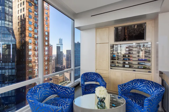 $27,000,000 | 157 West 57th Street, Unit 53B | Midtown Central