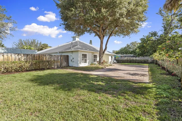 $789,000 | 339 Southwest Winnachee Drive, Stuart, FL 34994