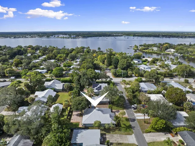 $789,000 | 339 Southwest Winnachee Drive, Stuart, FL 34994