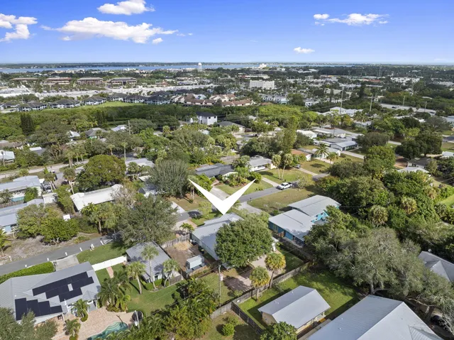 $789,000 | 339 Southwest Winnachee Drive, Stuart, FL 34994