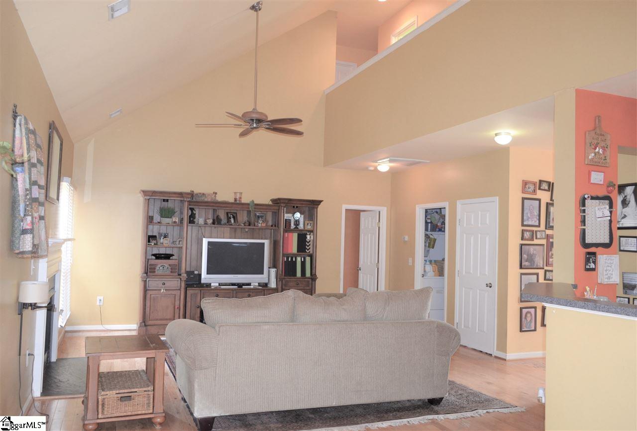 226 Highgate Circle Greer, SC 29650 - Photo 10 of 34 Gallery Image 10
