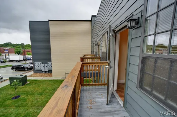 $1,200 | 257 South Florissant Road, Unit 214, Ferguson, MO 63135