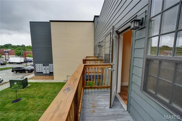 $1,300 | 257 South Florissant Road, Unit 214, Ferguson, MO 63135