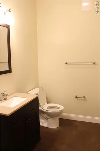 $1,300 | 257 South Florissant Road, Unit 214, Ferguson, MO 63135