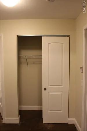 $1,200 | 257 South Florissant Road, Unit 214, Ferguson, MO 63135