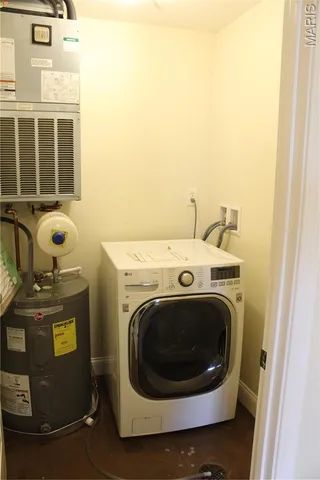 $1,300 | 257 South Florissant Road, Unit 214, Ferguson, MO 63135