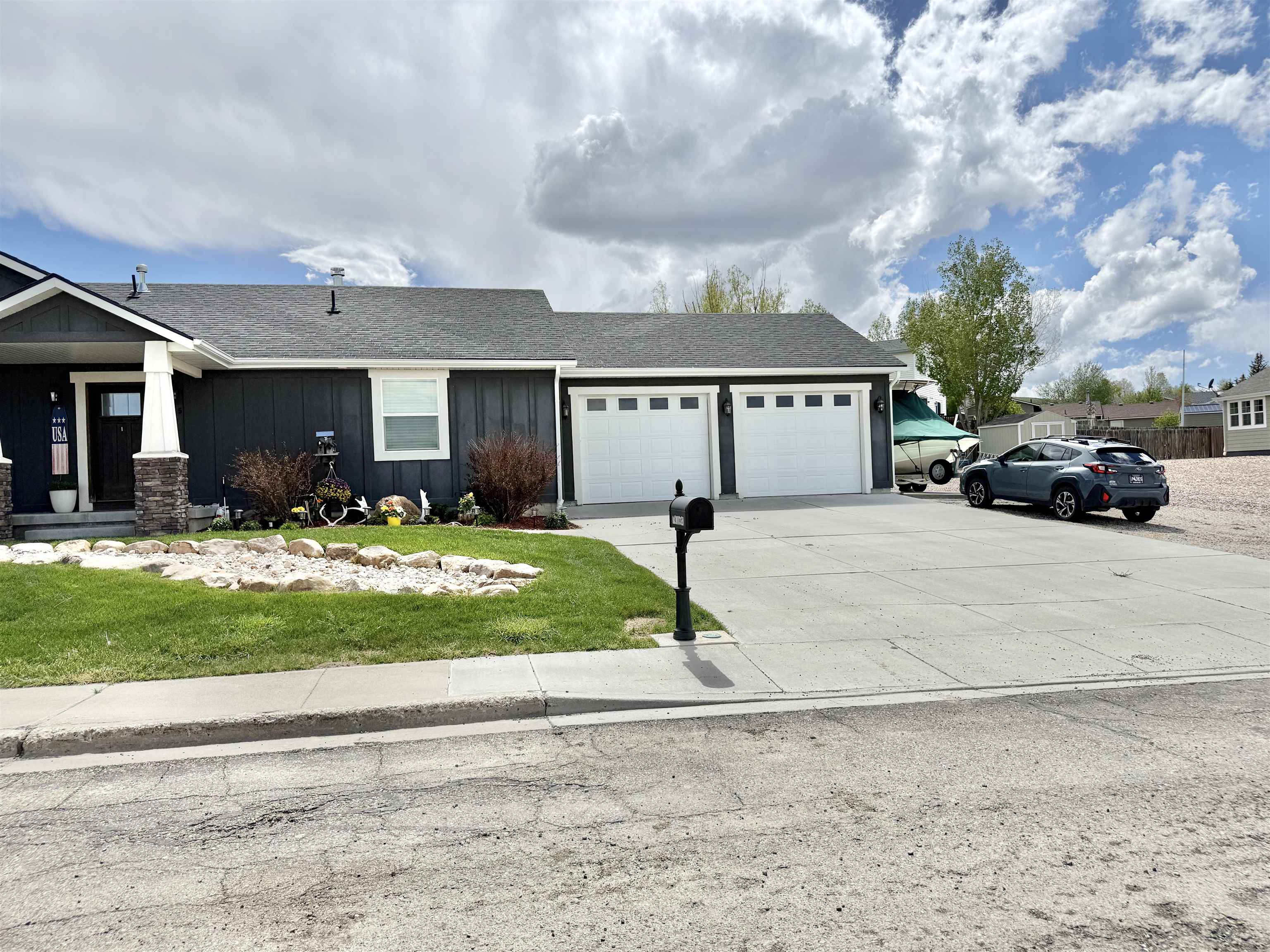 1465 Canyon Road Kemmerer, WY 83101 - Photo 5 of 36