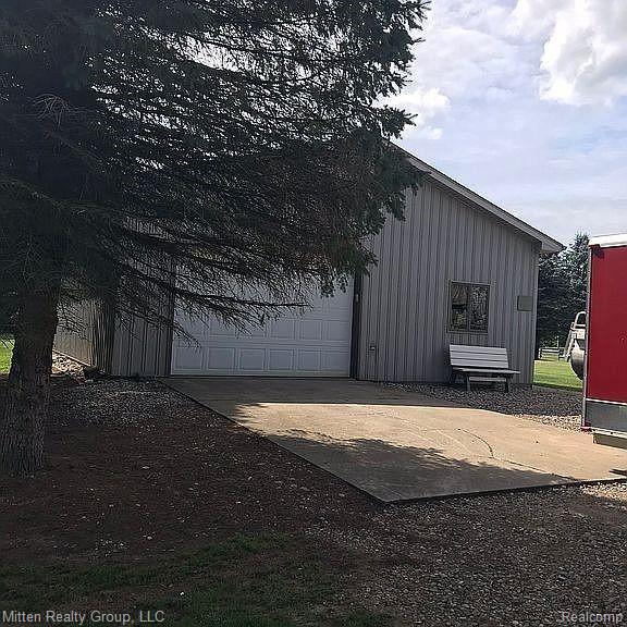 5786 Reynolds Road Jackson, MI 49201 - Photo 4 of 6