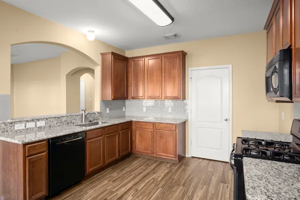 $2,200 | 18310 Melissa Springs Drive, Tomball, TX 77375