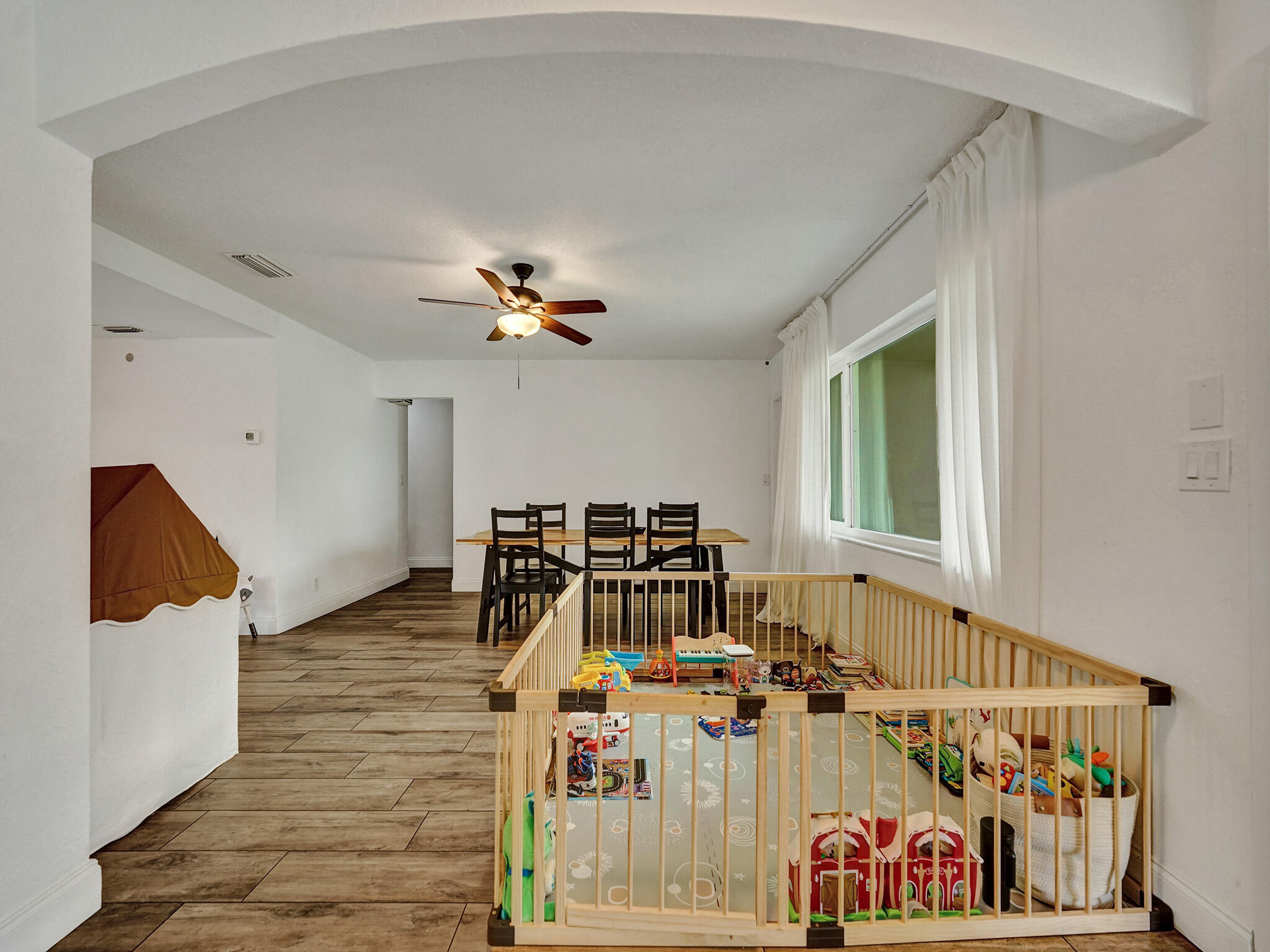 4533 Jefferson Street Hollywood, FL 33021 - Photo 7 of 29 a view of utility room