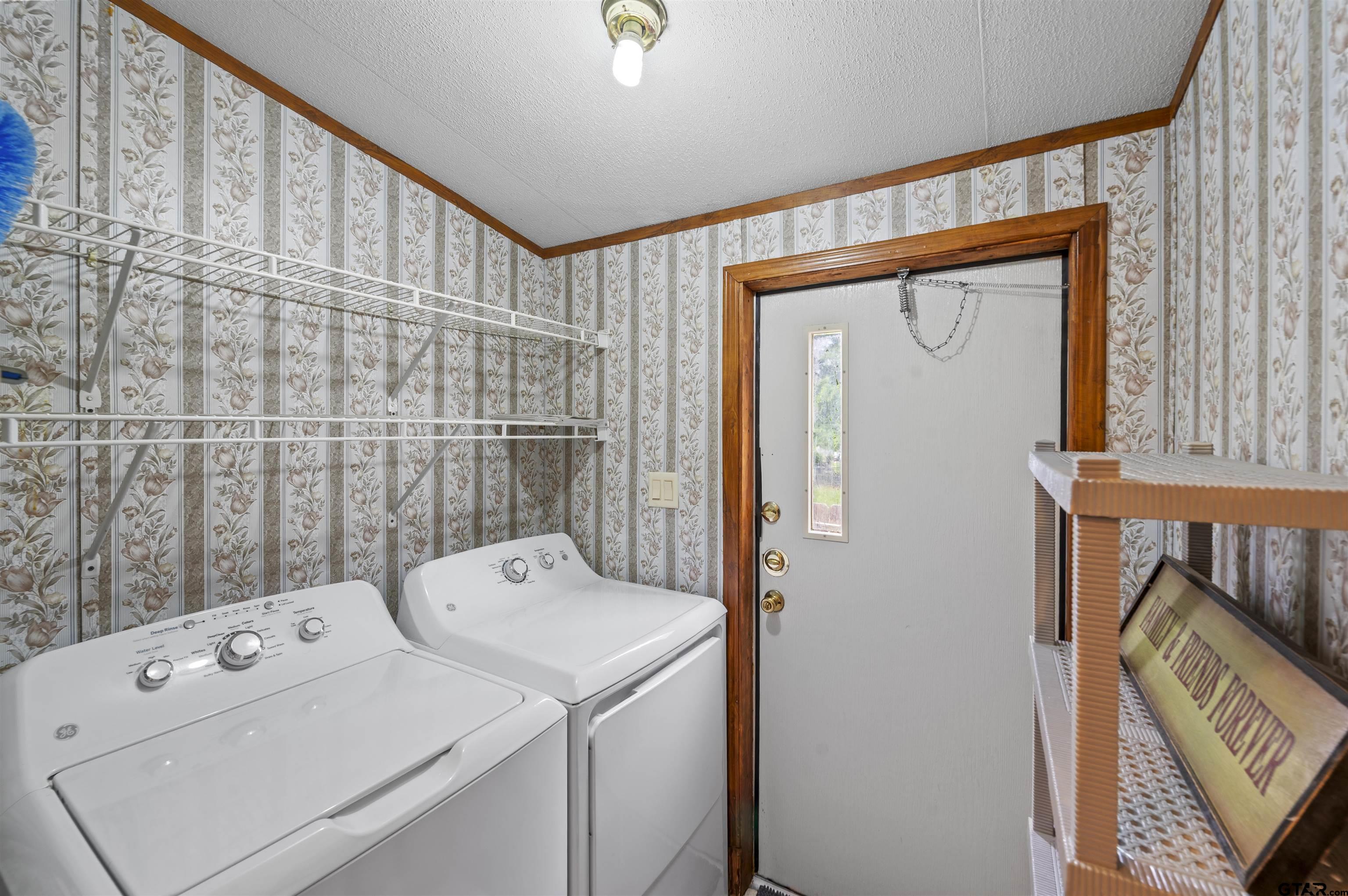 245 Seminole Quitman, TX 75783 - Photo 8 of 15
