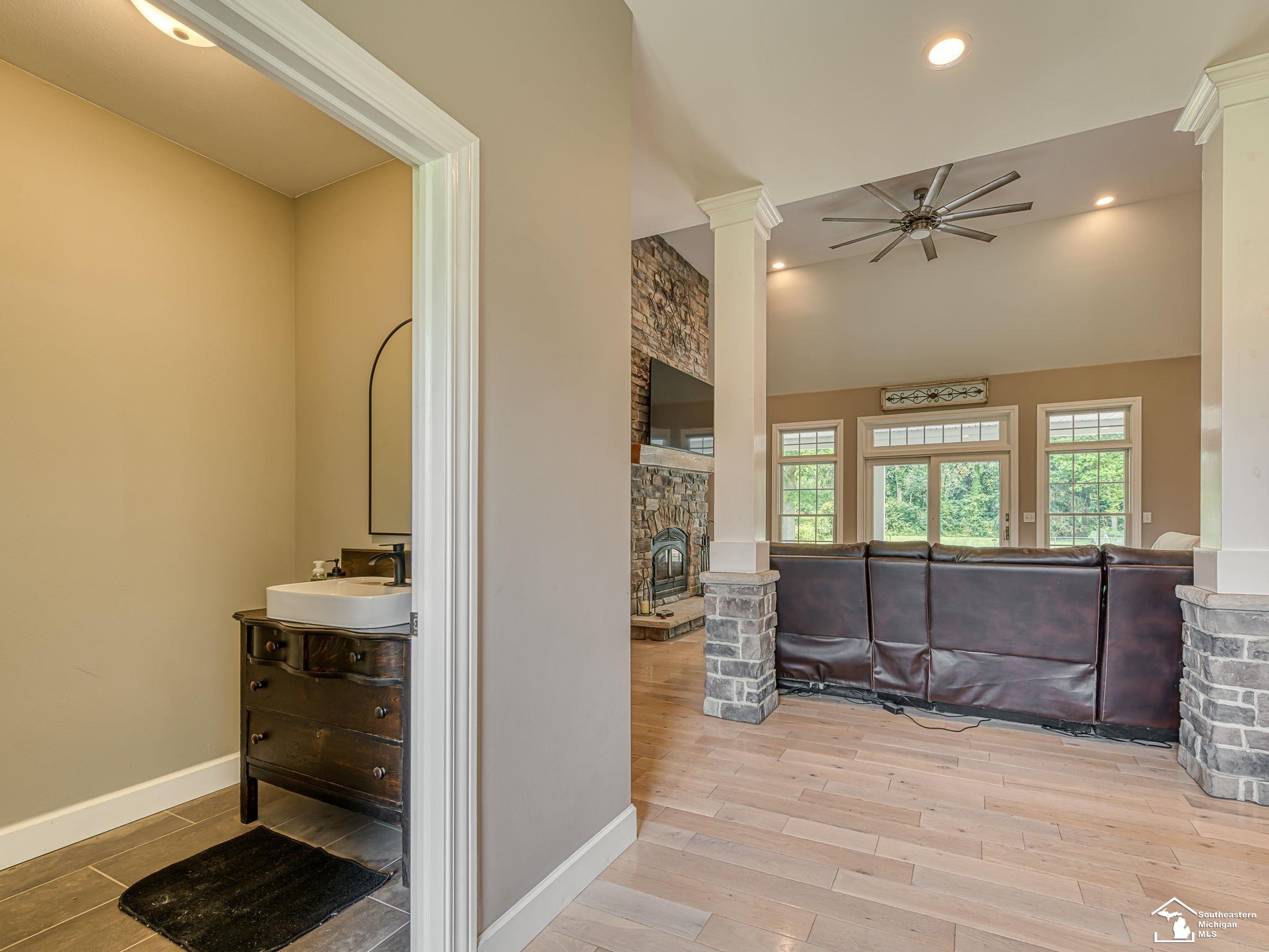 8340 Adler Road Lambertville, MI 48144 - Photo 21 of 49 Gallery Image 21