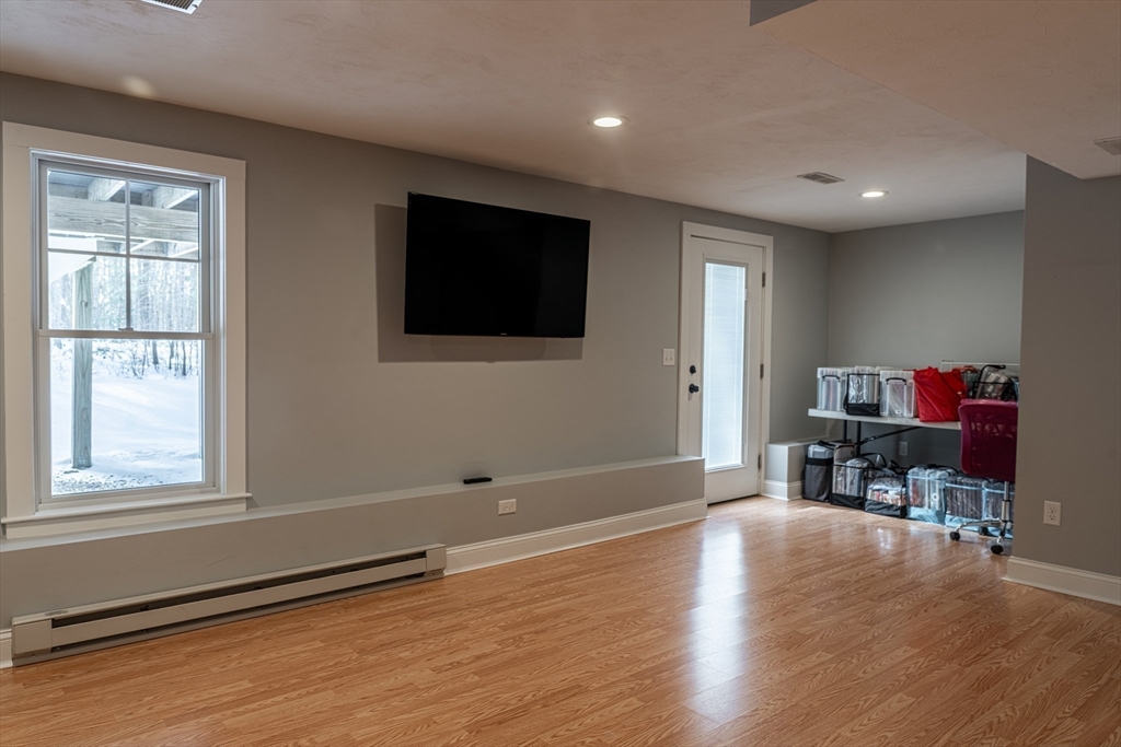 26 Compass Point Drive, Unit 26 Douglas, MA 01516 - Photo 32 of 39