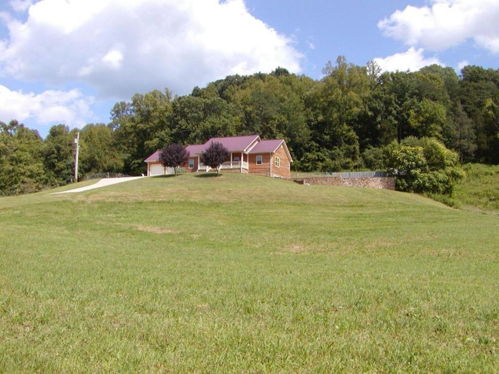 179 Anderson Road Johnson City, TN 37601 - Photo 3 of 24 Photo 3