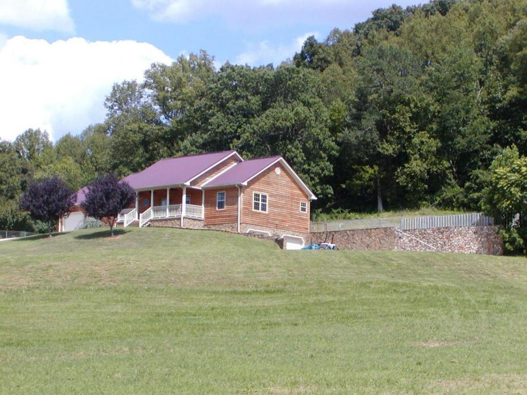 179 Anderson Road Johnson City, TN 37601 - Photo 4 of 24 Photo 4