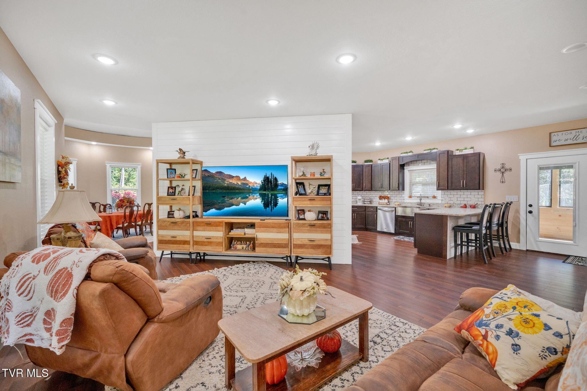 2160 Ranch Road Dandridge, TN 37725 - Photo 16 of 77 63-web-or-mls-DSC06170