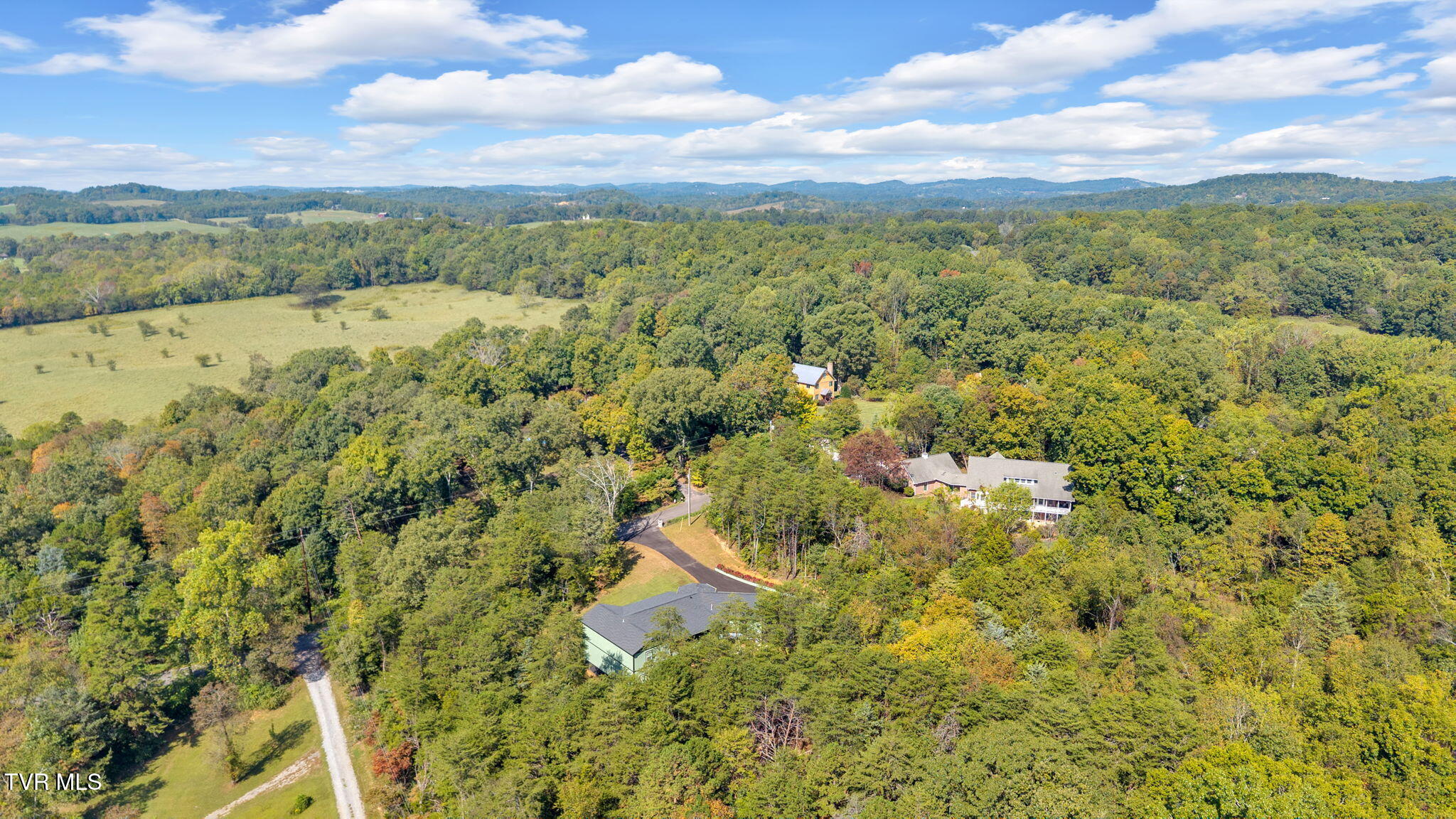 2160 Ranch Road Dandridge, TN 37725 - Photo 74 of 77 66-web-or-mls-DJI_20251002115049_0895_D