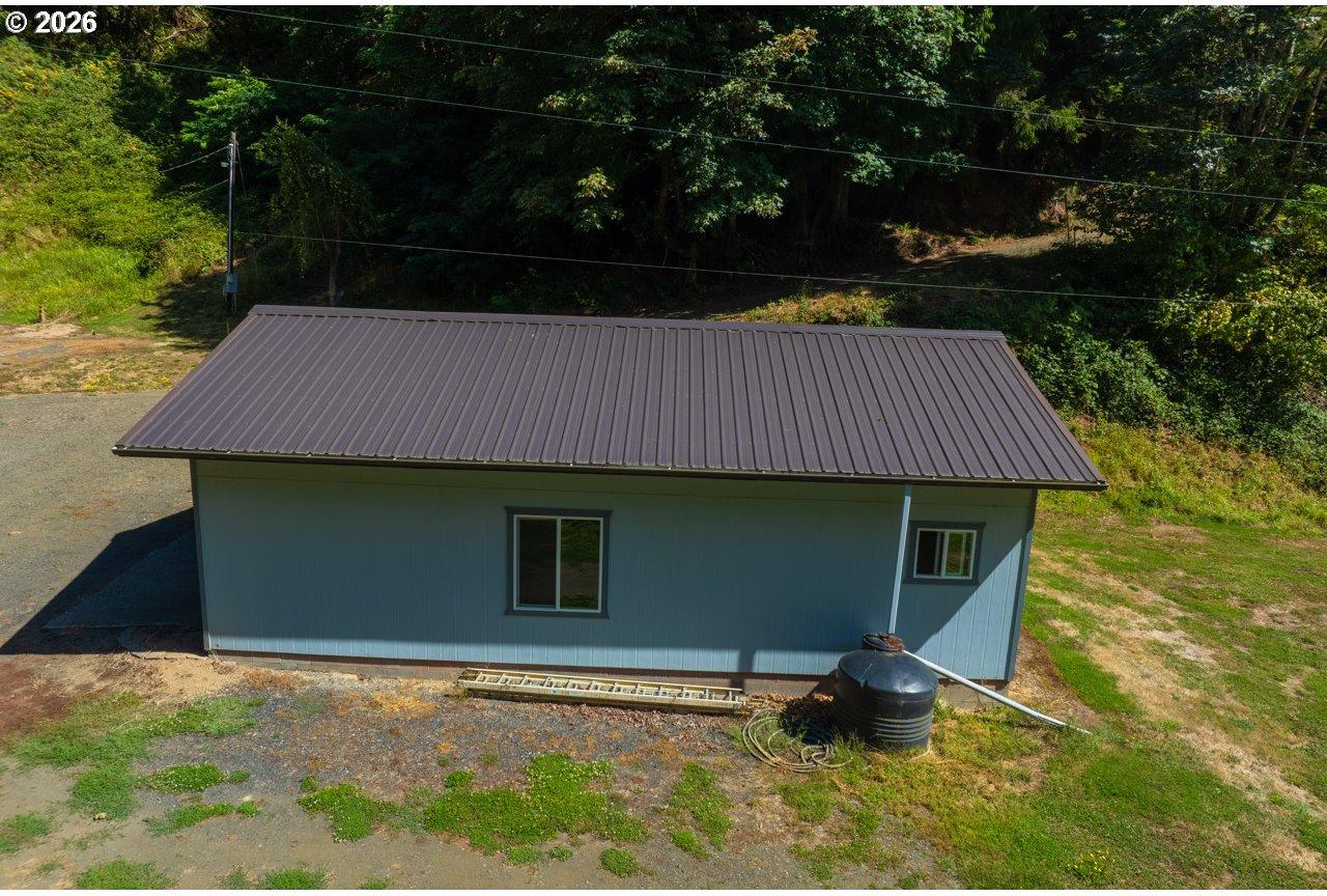 1040 Lower Smith River Road Reedsport, OR 97467 - Photo 5 of 32 Gallery Image 5