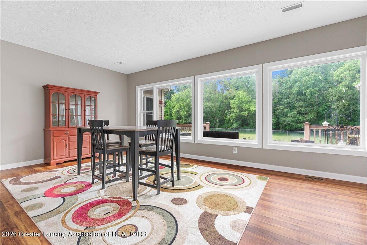 4711 Pardee Road Webberville, MI 48892 - Photo 6 of 38 08-Media Jett - 08.2